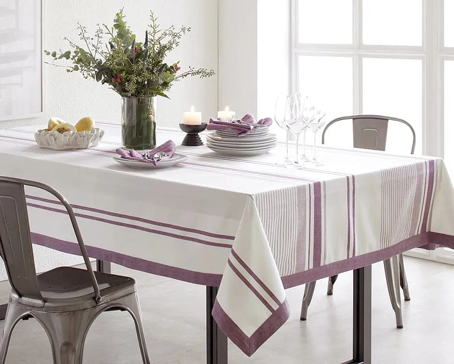Toalha de Mesa Buddemeyer Impermeável Lush - Quadrada - 2.20x2.20m